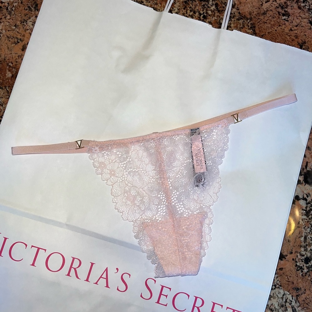 Victoria’s Secret XL Very Sexy Lace V-String Thong Panty Pink G-String V *NWT*
